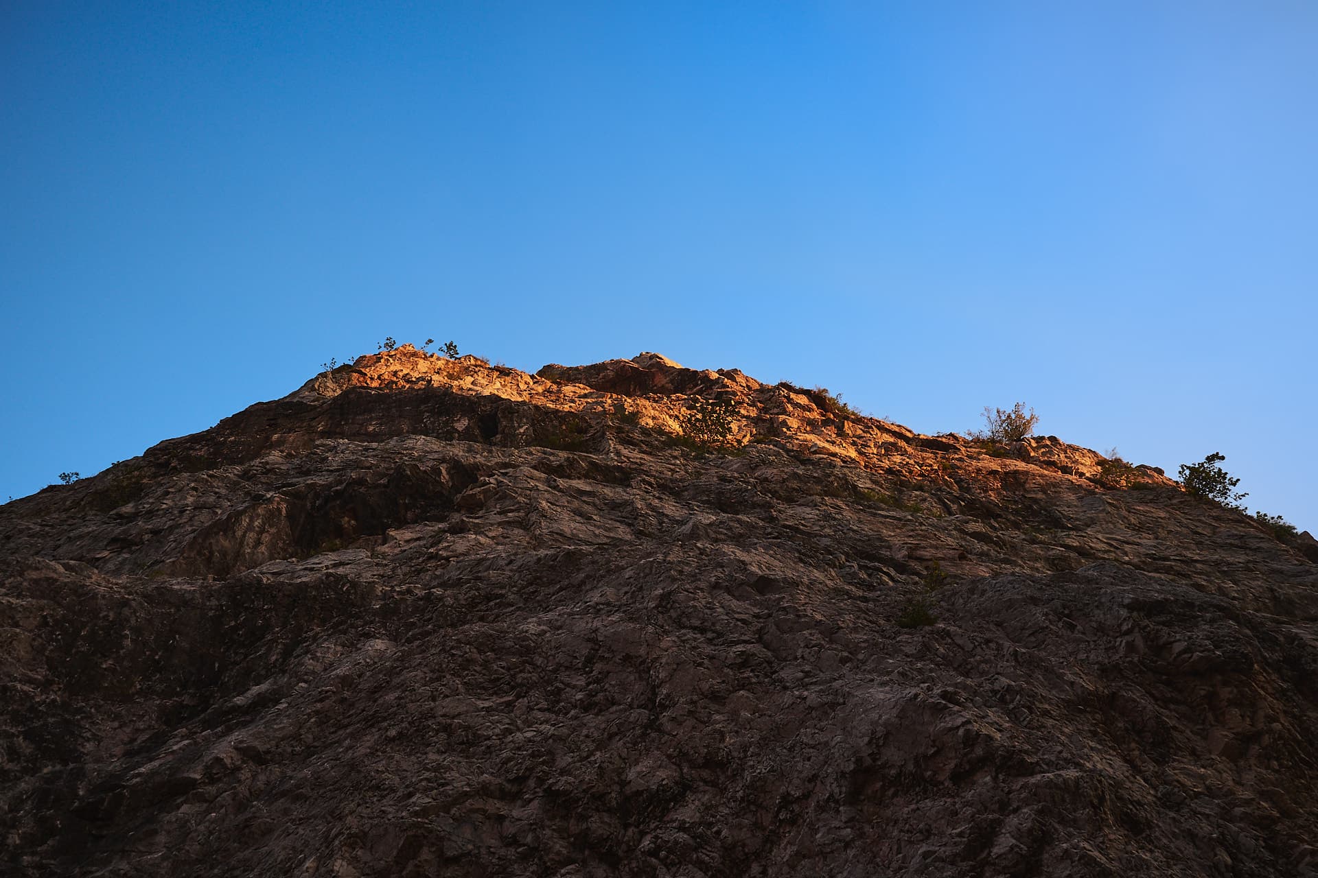 落日余晖(十里长山凹,这图拍的时候颜色不均匀,调了好久)